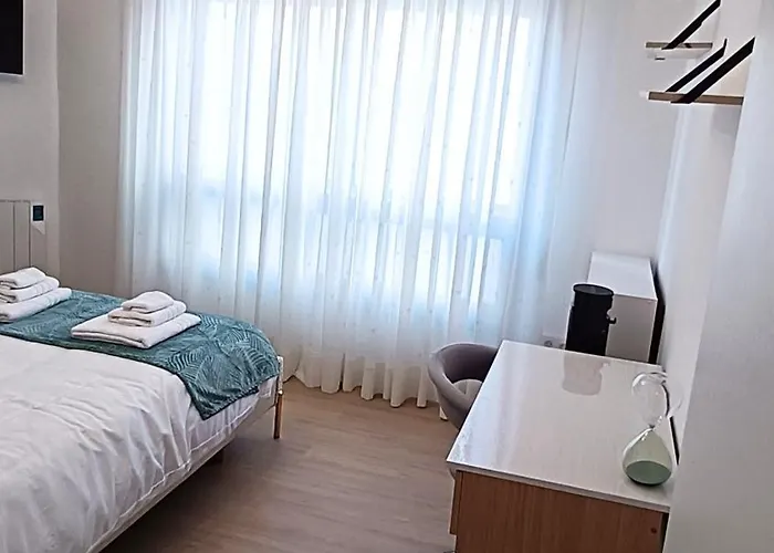 Apto Pet-friendly, 2 Plazas De Garaje Y Balcon Vigo